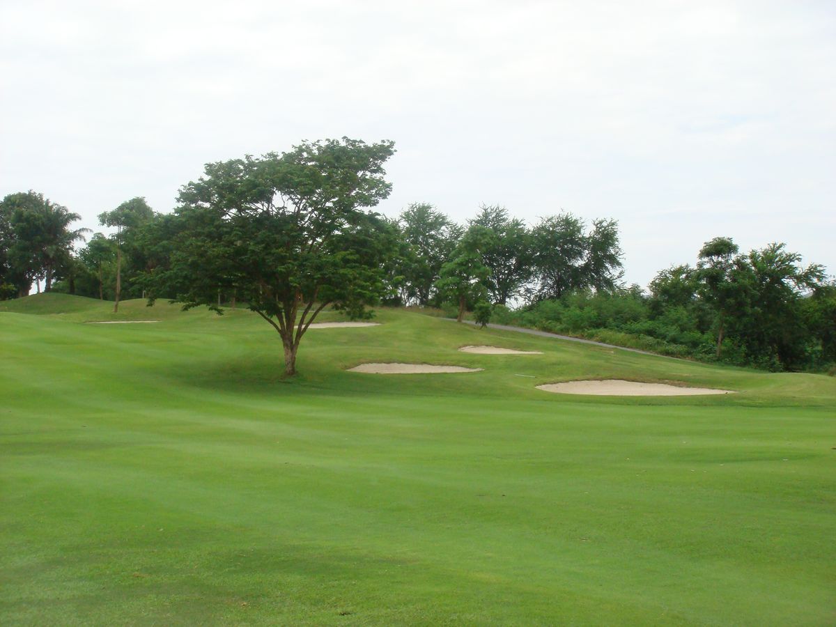 Blue Sapphire Golf & Resort (